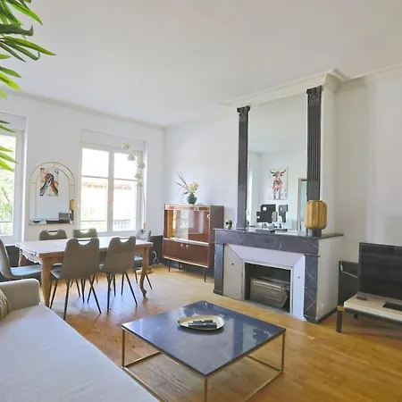 Le Miroir De Mengin - 4 Personnes - 2 - Place Charles Iii Apartment