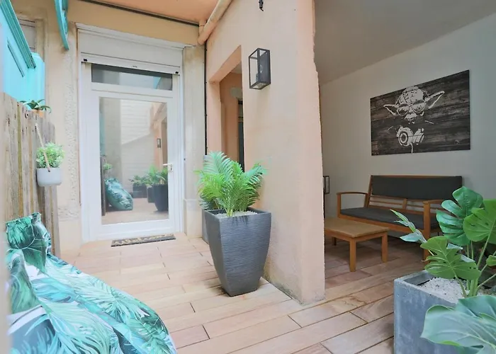 Le Miroir De Mengin - 4 Personnes - 2 - Place Charles Iii Appartamento *